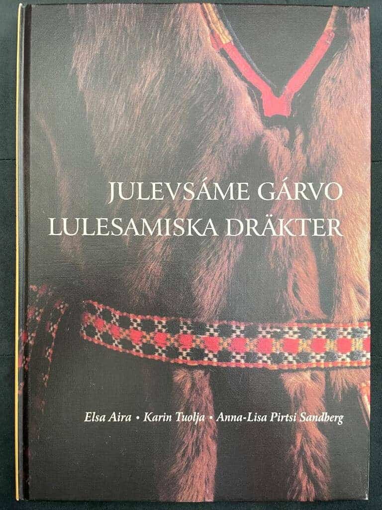 Elsa Aira : Julevsáme gárvo