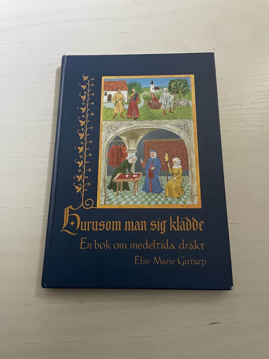 Else Marie Gutarp : Hurusom man sig klädde
