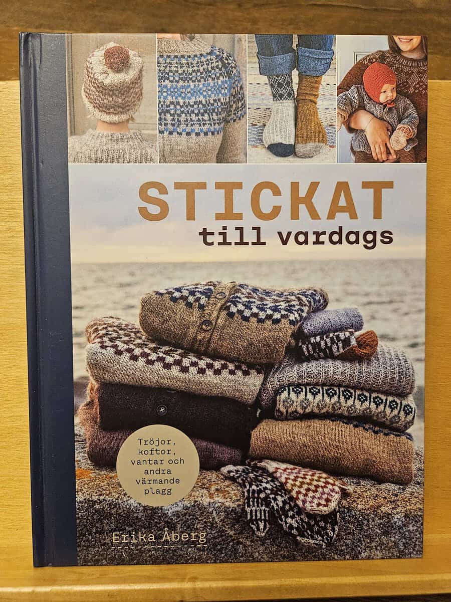 Erika Åberg : Stickat till vardags