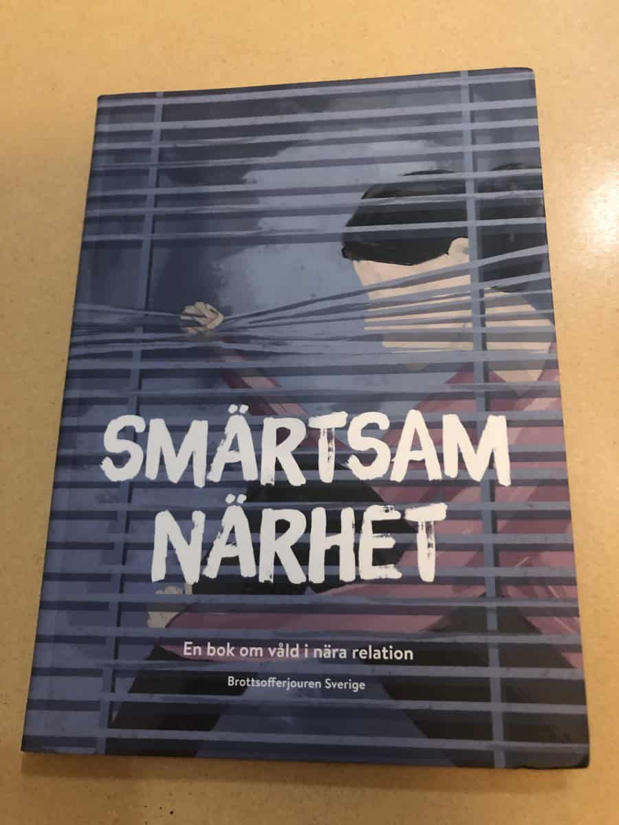 Eva Wassén Eriksson : Smärtsam närhet en bok om våld i nära relation
