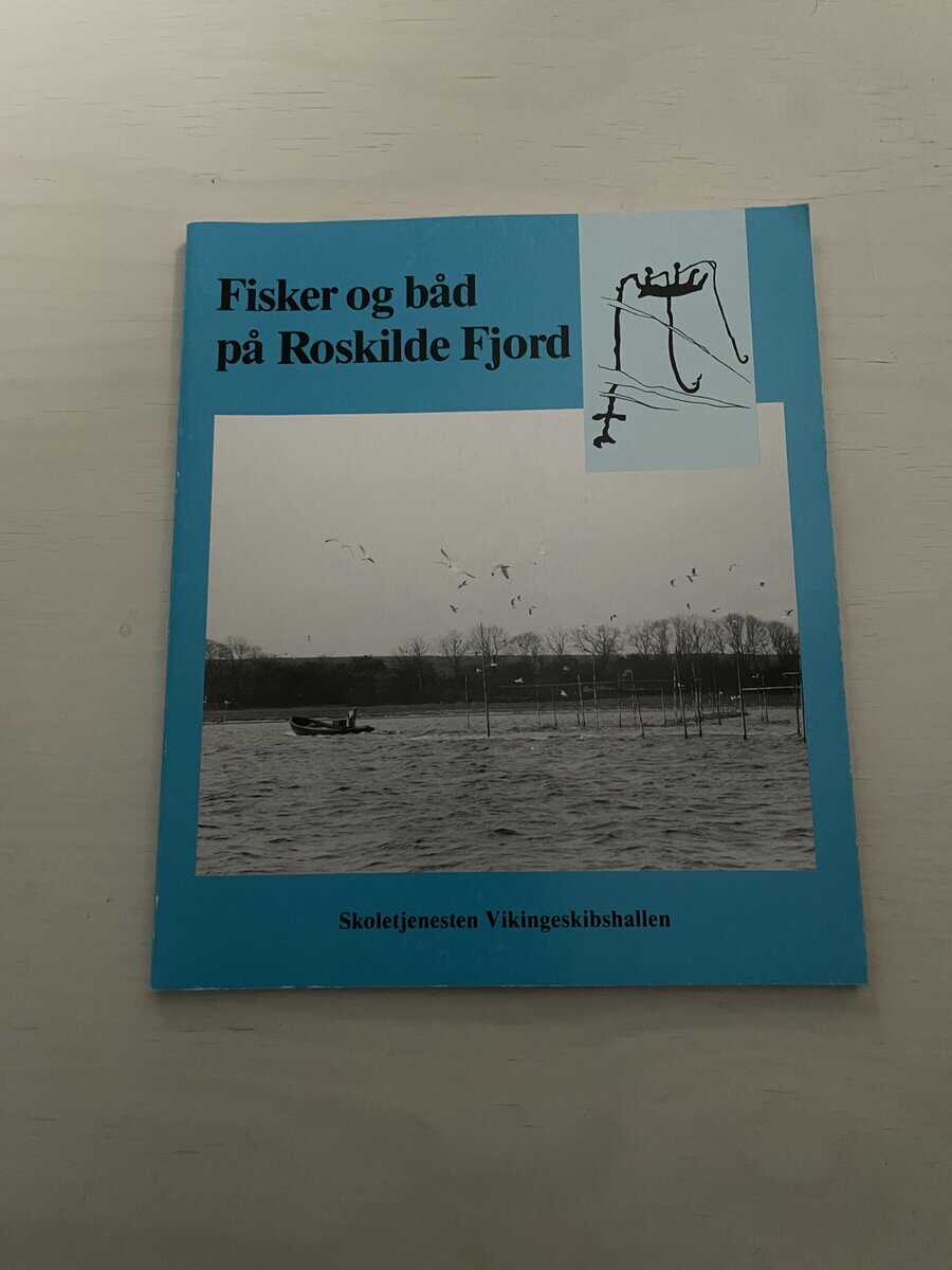 Fisker og båd på Roskilde Fjord