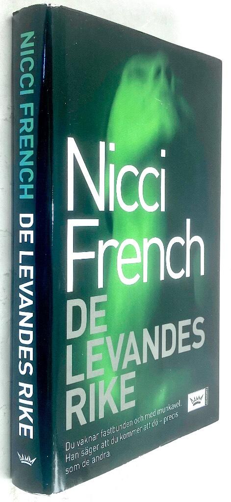 French, Nicci ; Wiberg, Carla : De levandes rike