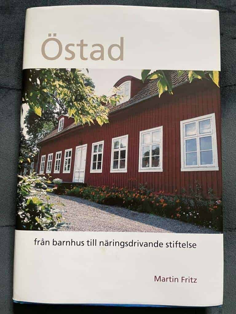 Fritz, Martin ; Kungl. Vetenskaps- och vitterhets-samhället i Göteborg : Östad - från barnhus till näringsdrivande stiftelse