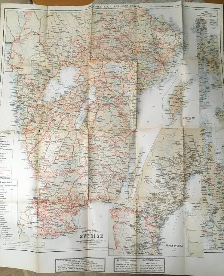 Fullständigaste och nyaste godtköps-reskarta n:o I öfver Sverige, upptagande jernvägar, gästgifvaregårdar med afstanden utsatta i nymil, postanstalter, bruk, m. m. Karta öfver segelleden kanalvägen från Stockholm till Göteborg. Jemte förteckning öfver...