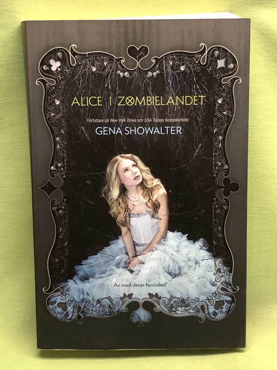 Gena Showalter : Alice i Zombielandet