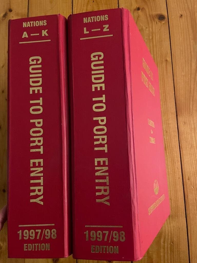 Guide to port entry. 1997 / 98 Edition. 2 volumes set. Vol. 1