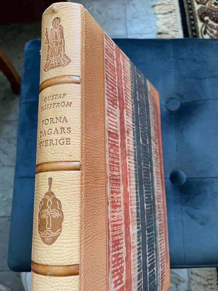 Gustaf Näsström : Forna dagars Sverige. Kulturhistorisk bilderbok om hedenhös och medeltid