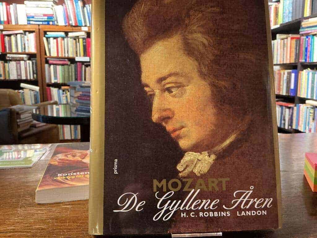 H. C. Robbins Landon : Mozart