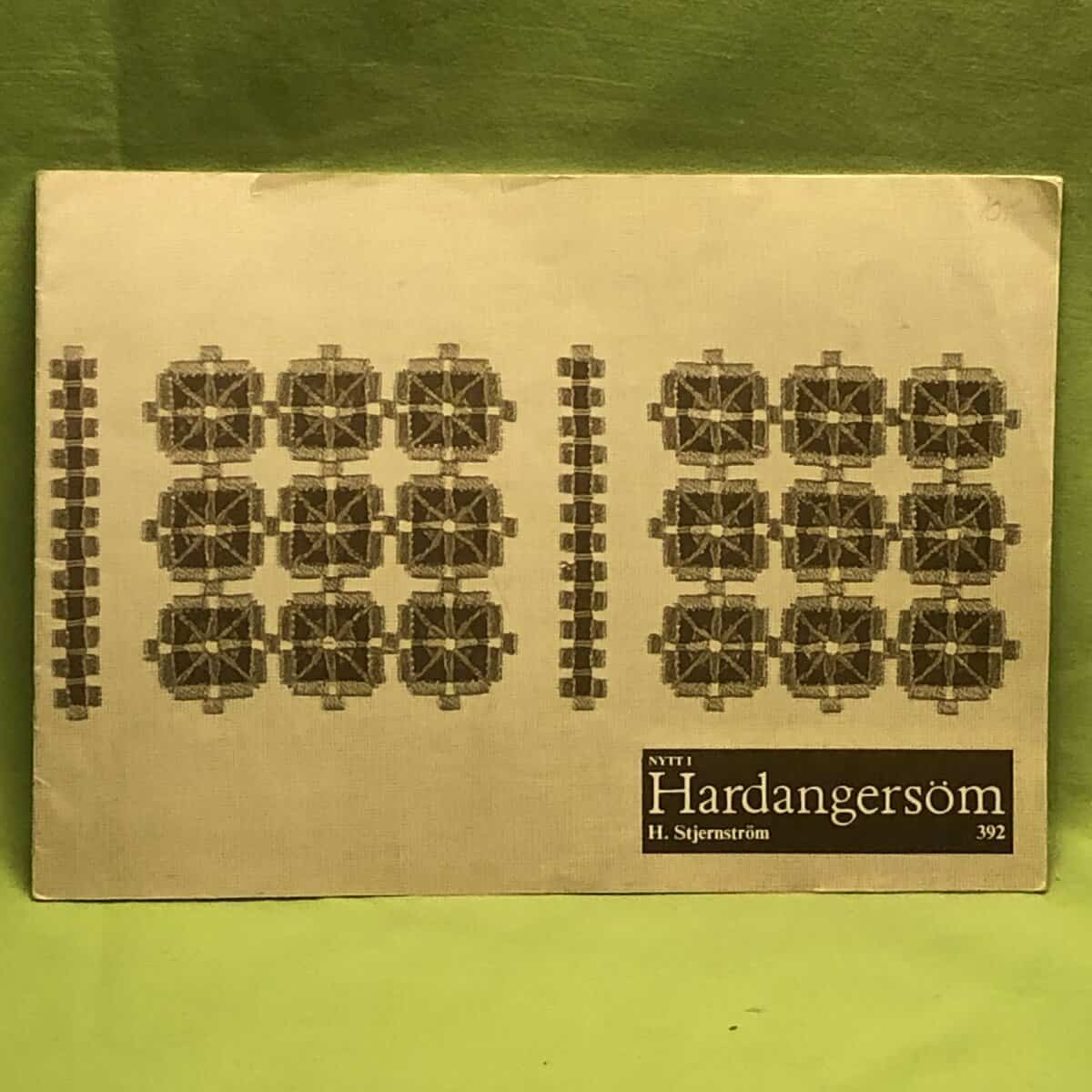 H.  Stjernström : Nytt i Hardangersöm 392