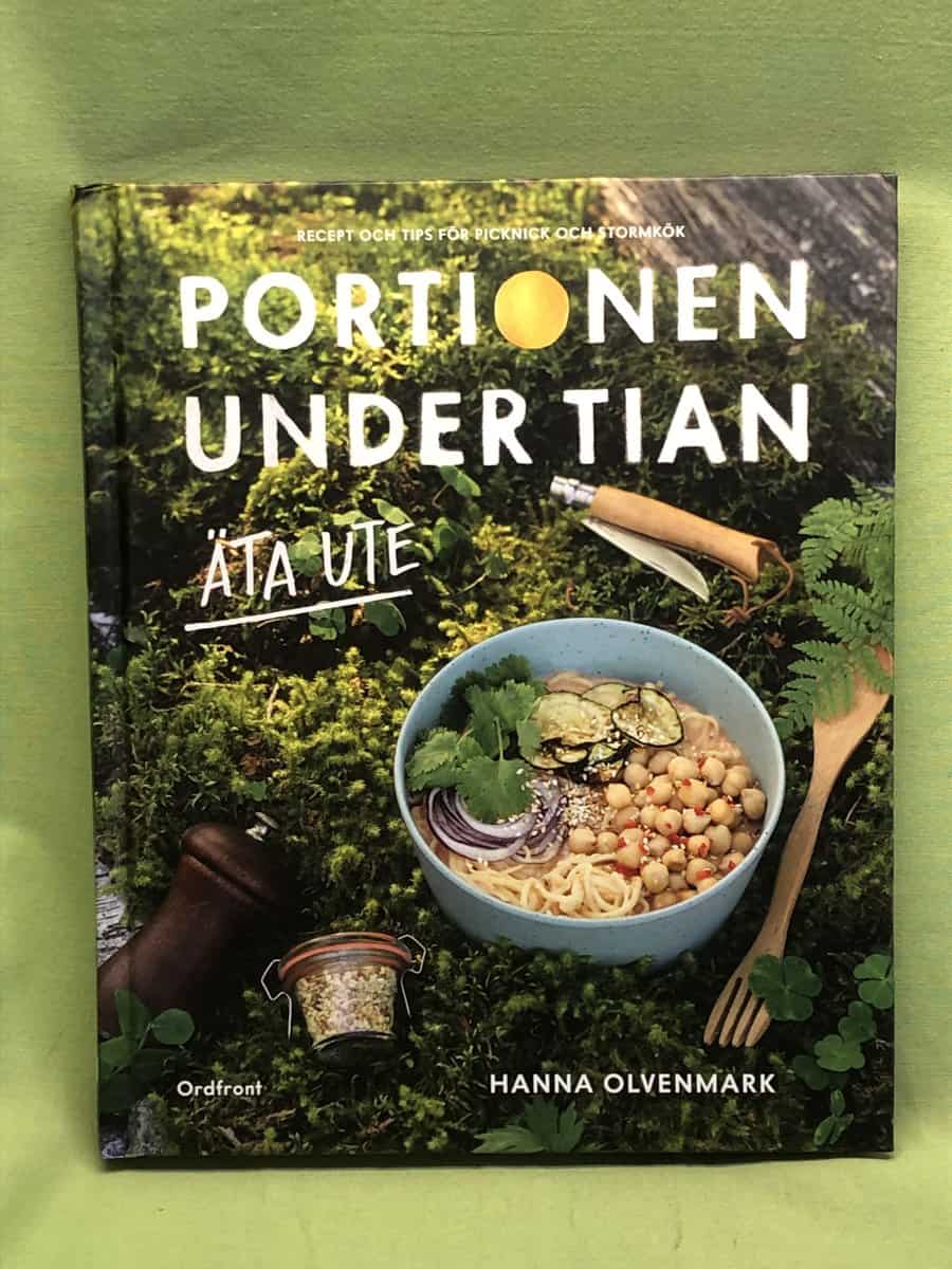 Hanna Olvenmark : Portionen under tian - äta ute