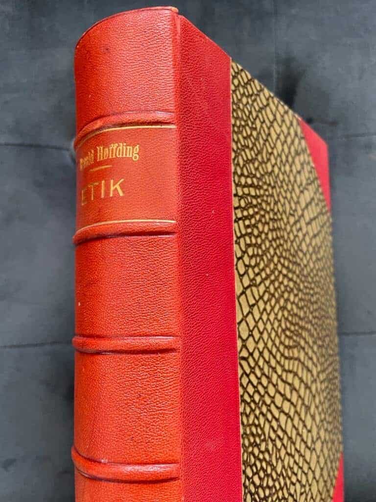Harald Høffding : Etik. En fremstilling af de etiske principer og deres anvendelse paa de vigtigste livsforhold
