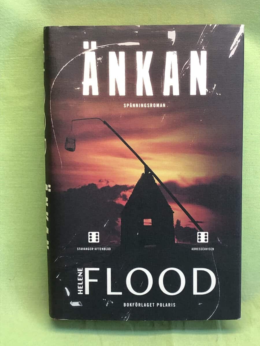 Helene Flood : Änkan