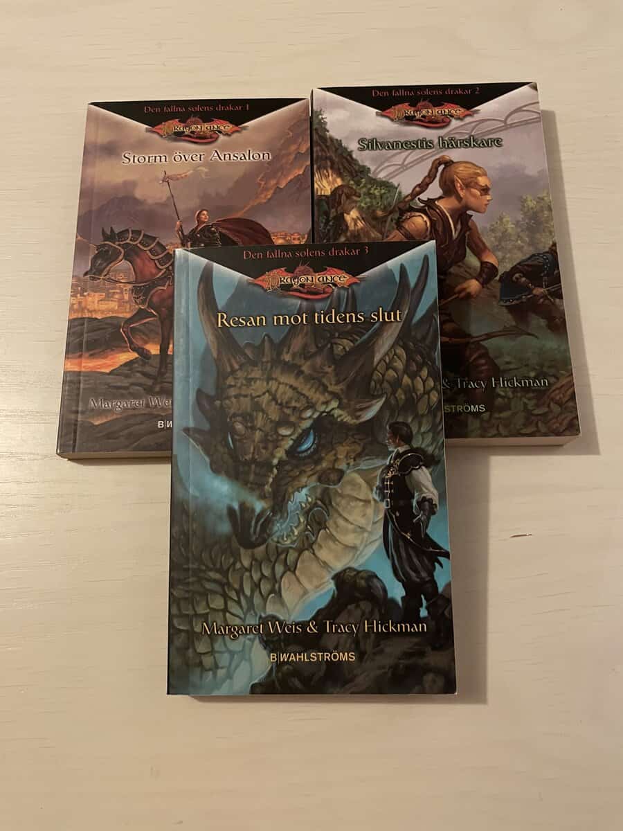 Hickman, Trcy ; Weis, Margaret : Den fallna solens drakar 1-3 - Storm över Ansalon - Silvanestis härskare - Resan mot tidens slut