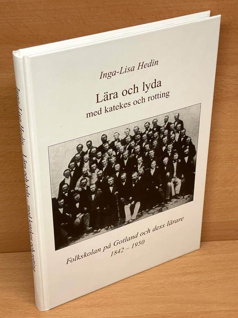 Inga-Lisa Hedin : Lära och lyda med katekes och rotting