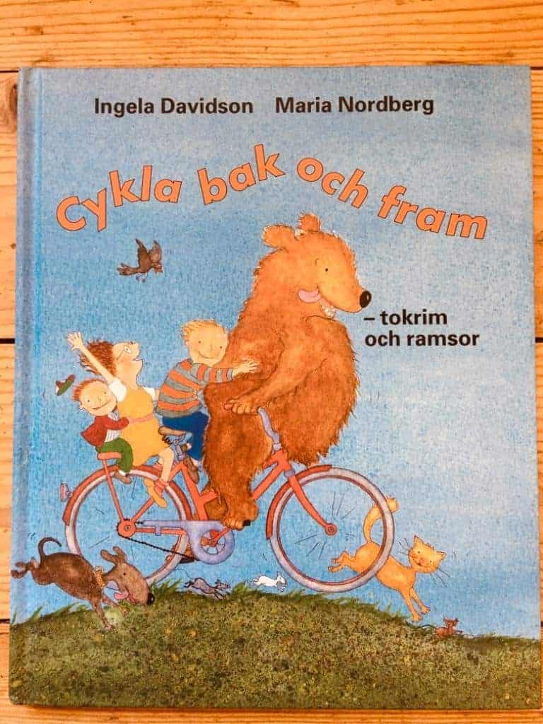 Ingela Davidson ; Maria Nordberg : Cykla bak och fram