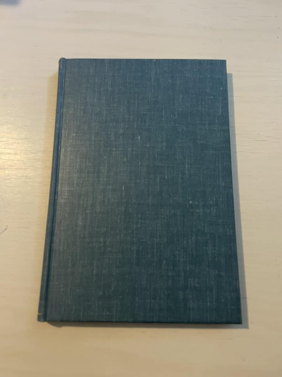 Inger Estham : Figurbroderade mässhakar från reformationstidens och 1600-talets Sverige
