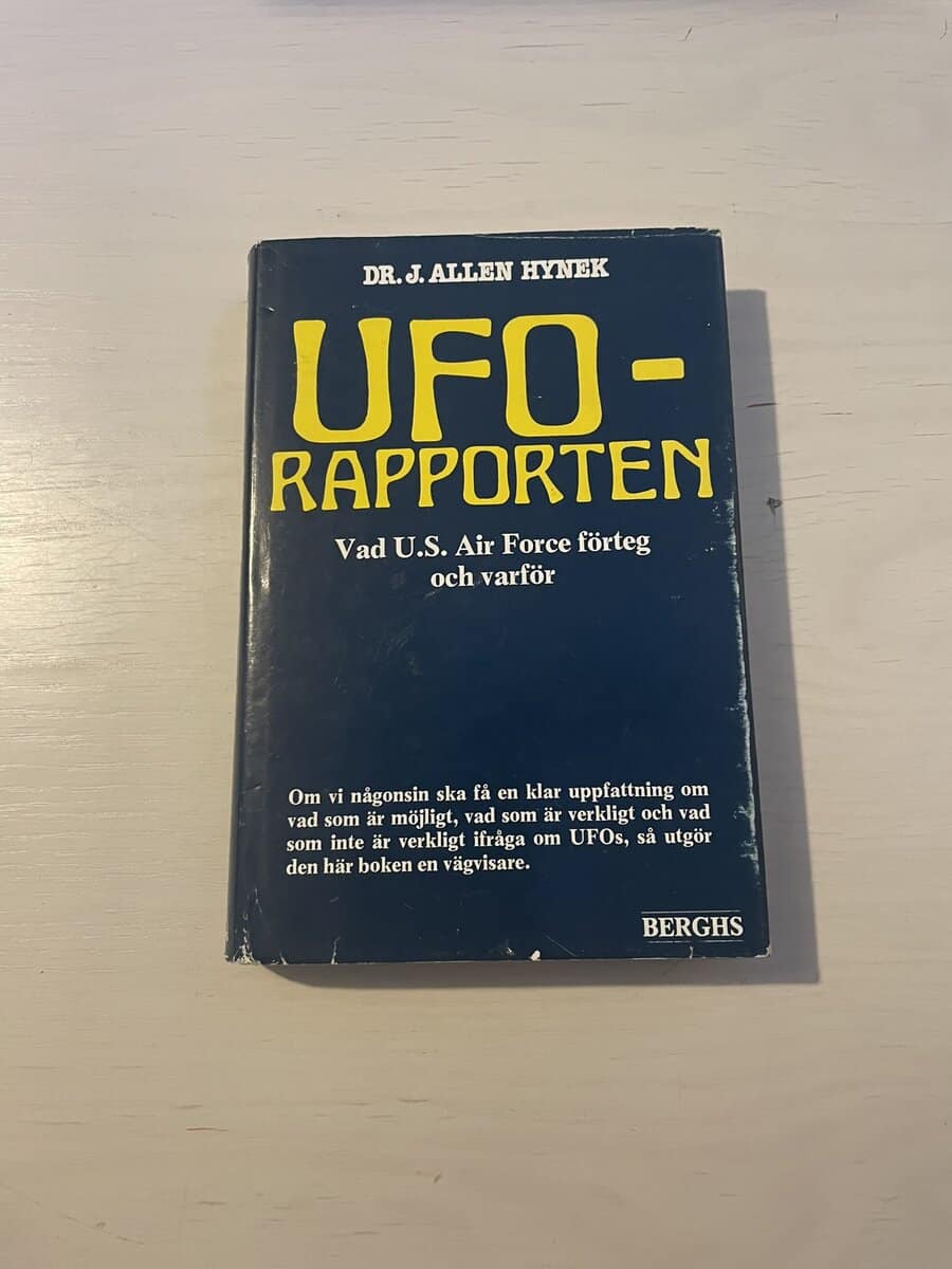 J. Allen Hynek : UFO-rapporten