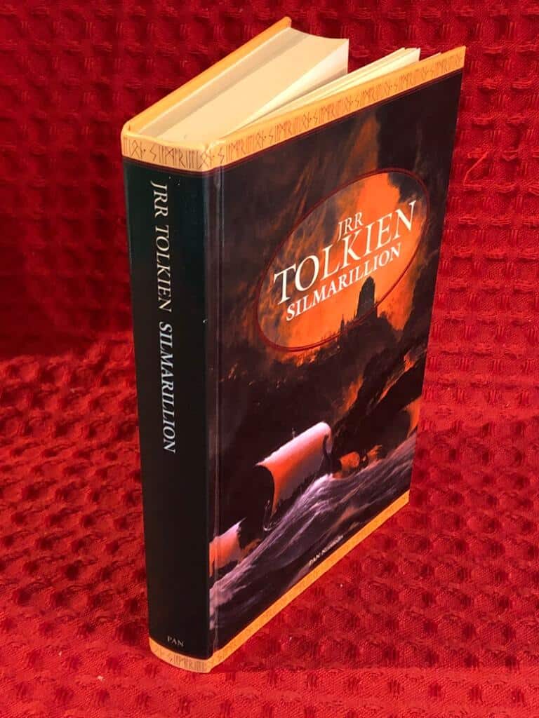 J. R. R. Tolkien : Silmarillion