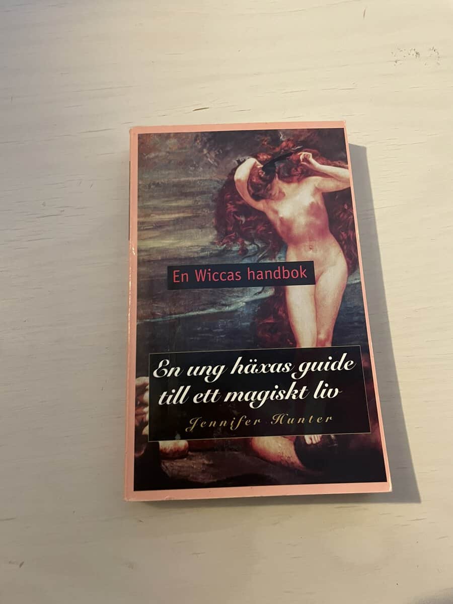 Jennifer Hunter : En Wiccas handbok