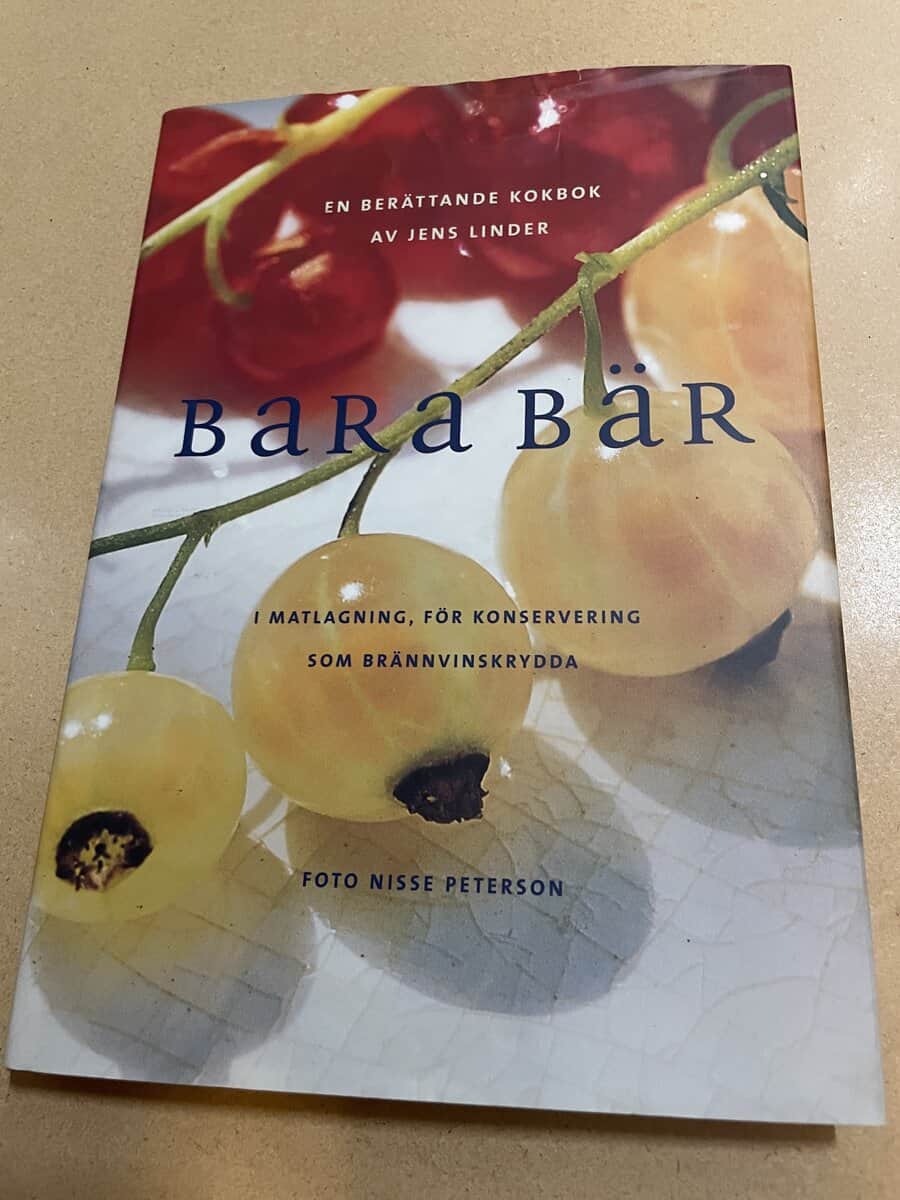 Jens Linder : Bara bär i matlagning, för konservering, som brännvinskrydda
