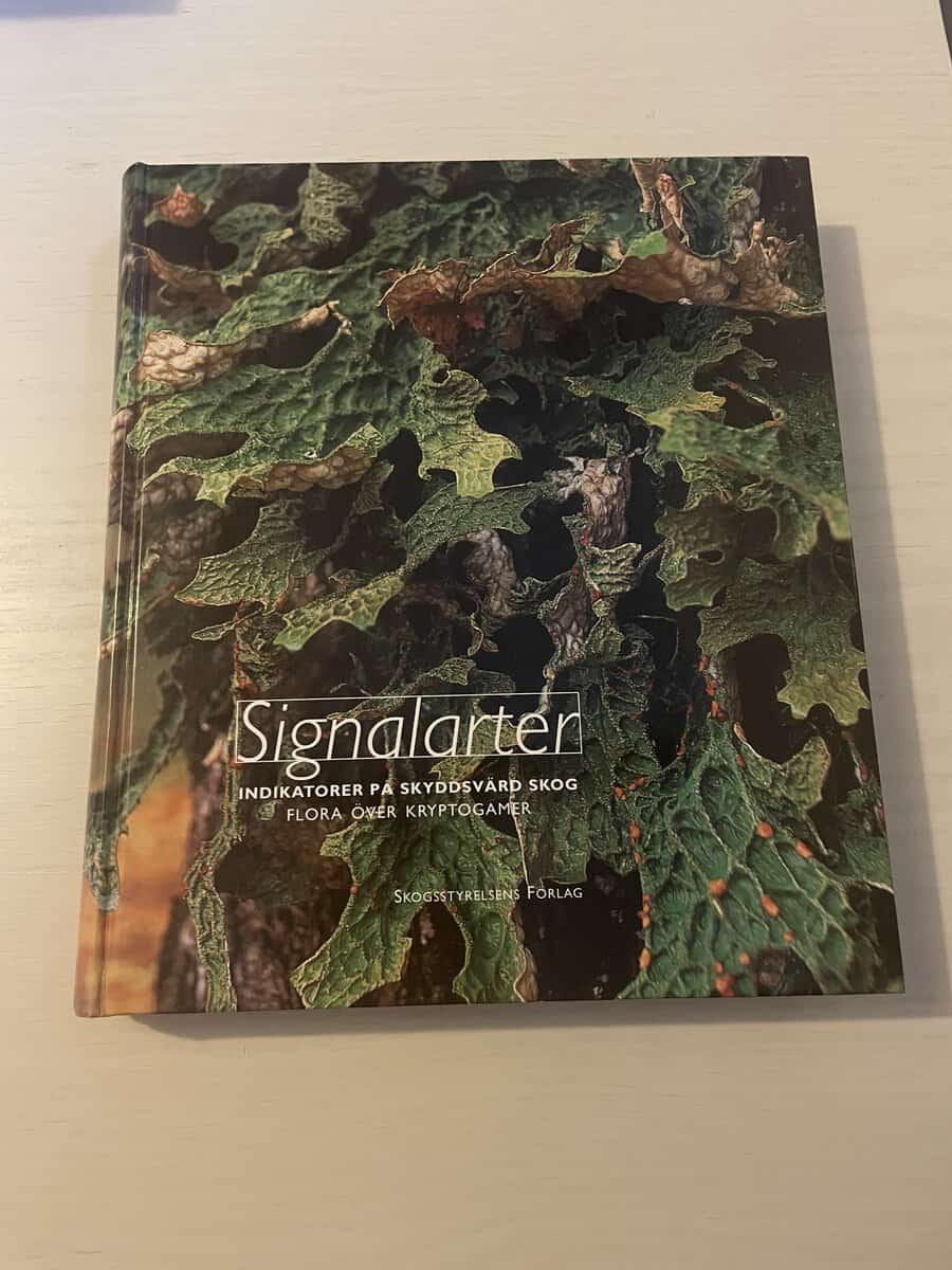 Johan Nitare : Signalarter indikatorer på skyddsvärd skog