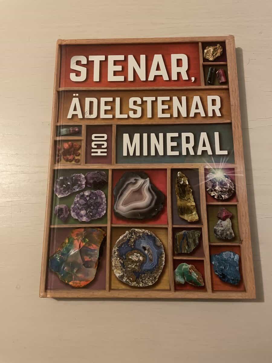John Farndon : Stenar, ädelstenar och mineral