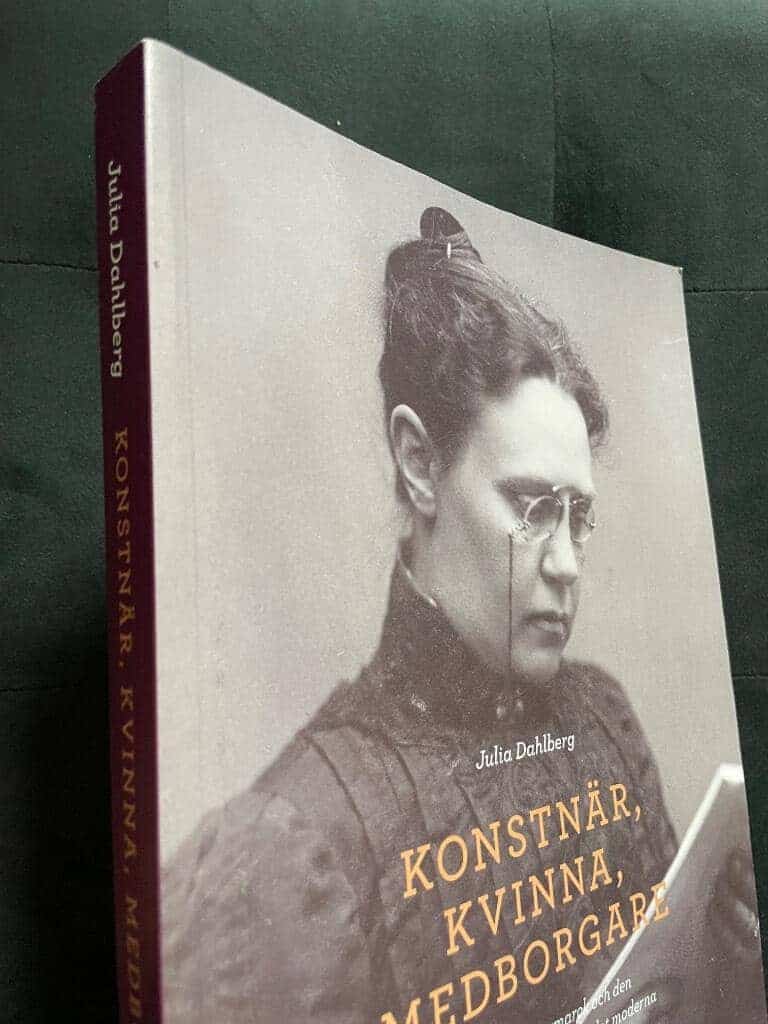 Julia Dahlberg : Konstnär, kvinna, medborgare