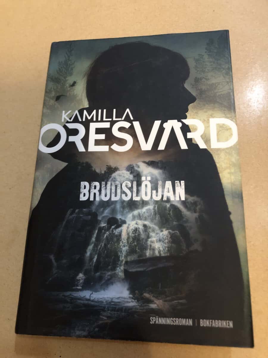 Kamilla Oresvärd : Brudslöjan