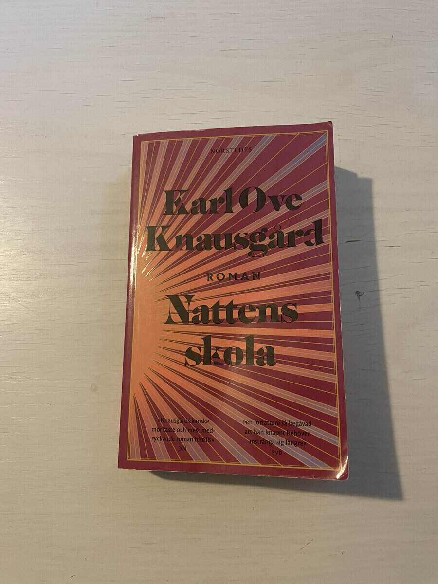 Karl Ove Knausgård : Nattens skola