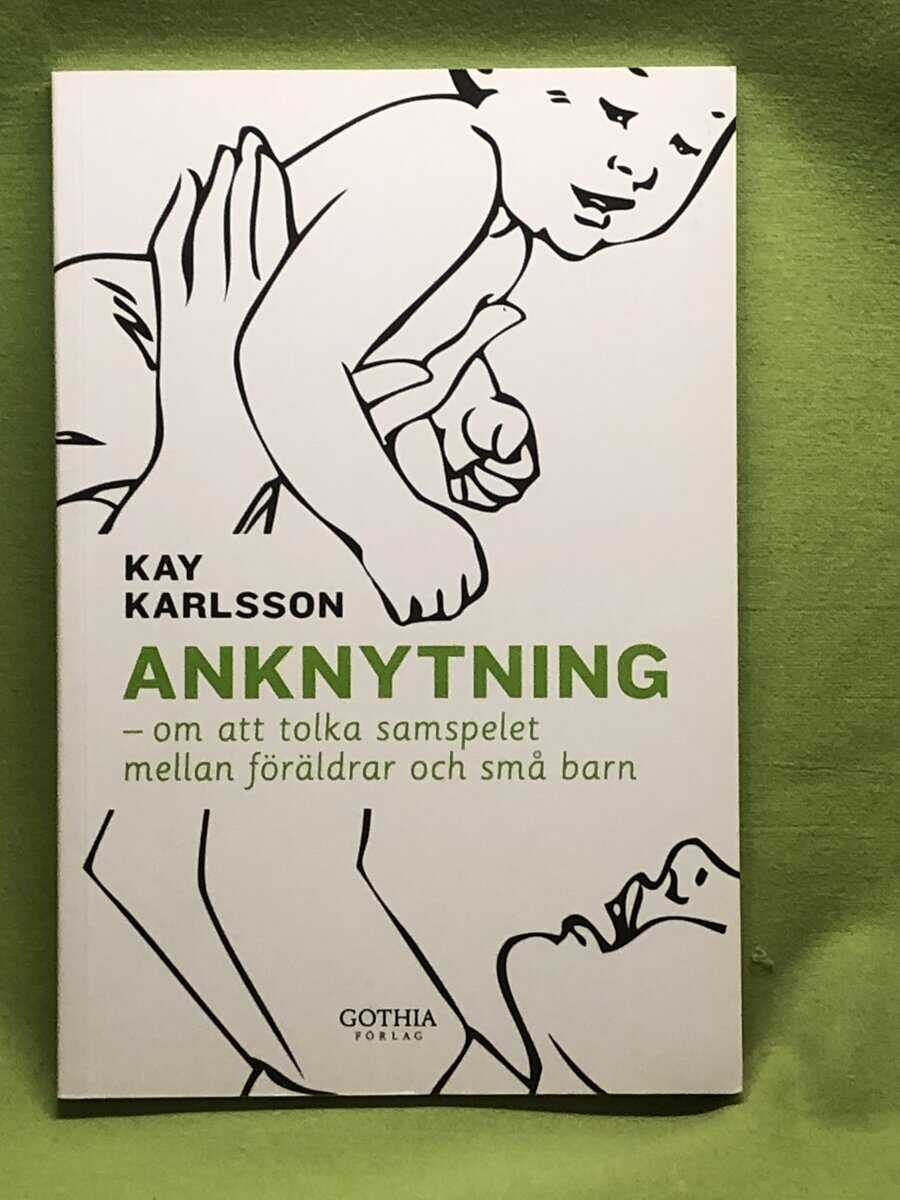 Kay Karlsson : Anknytning