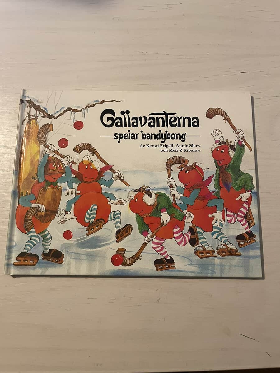Kersti Frigell O'Leary : Gallavanterna spelar bandybong