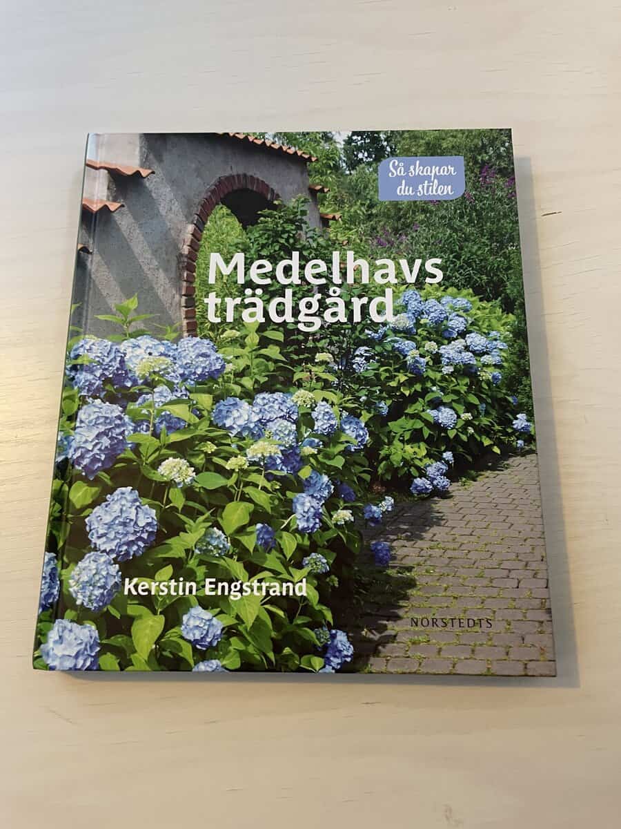 Kerstin Engstrand : Medelhavsträdgård