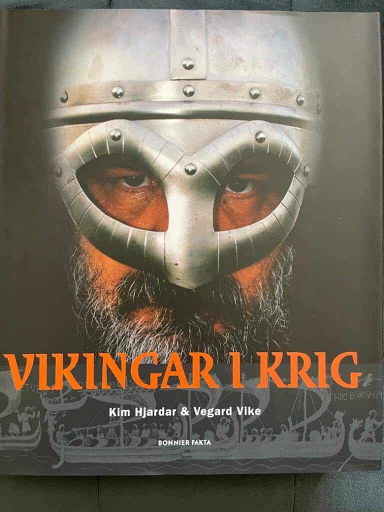 Kim Hjardar : Vikingar i krig
