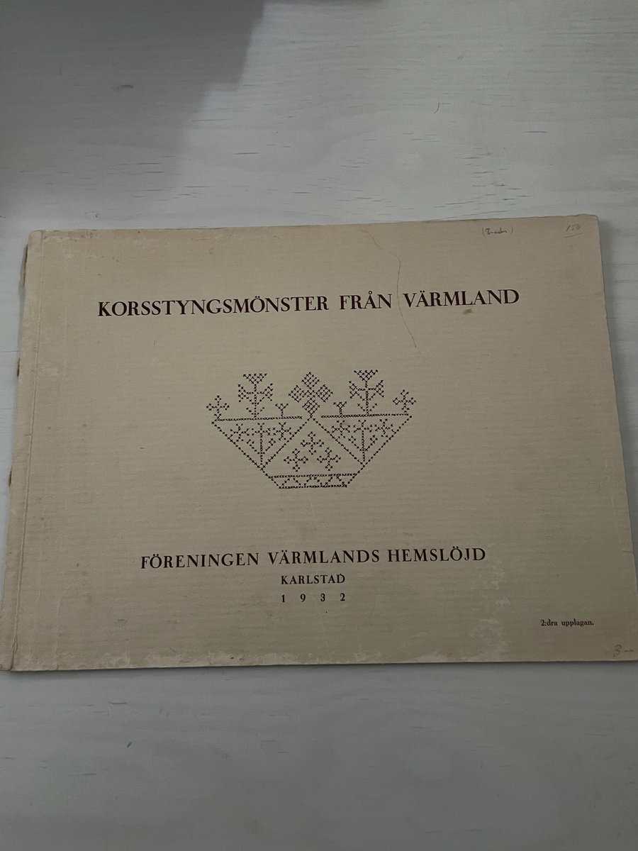 Korsstyngsmönster -  Korsstygnsmönster från Värmland