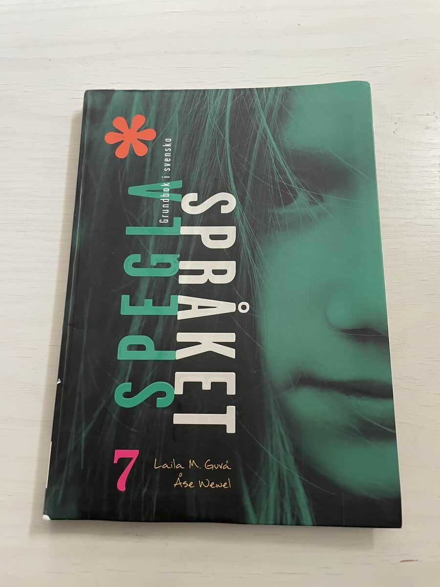 Laila Guvå : Spegla språket 7 - Grundbok i Svenska