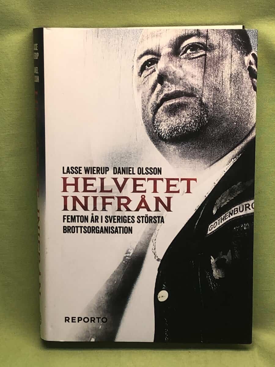 Lasse Wierup : Helvetet inifrån