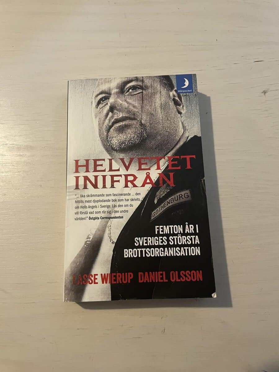 Lasse Wierup : Helvetet inifrån