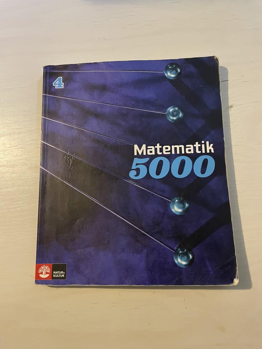 Lena Alfredsson : Matematik 5000 4 - blå lärobok