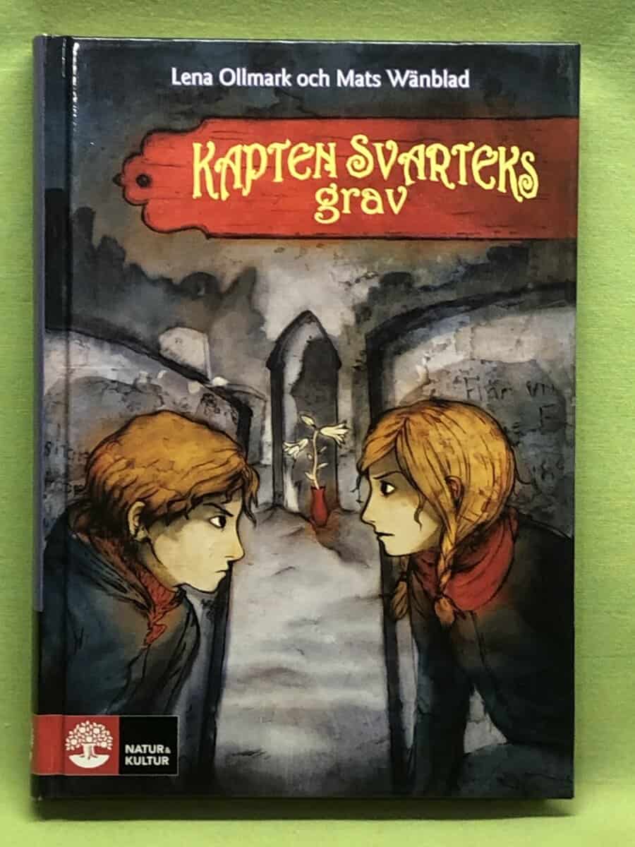 Lena Ollmark : Kapten Svarteks grav