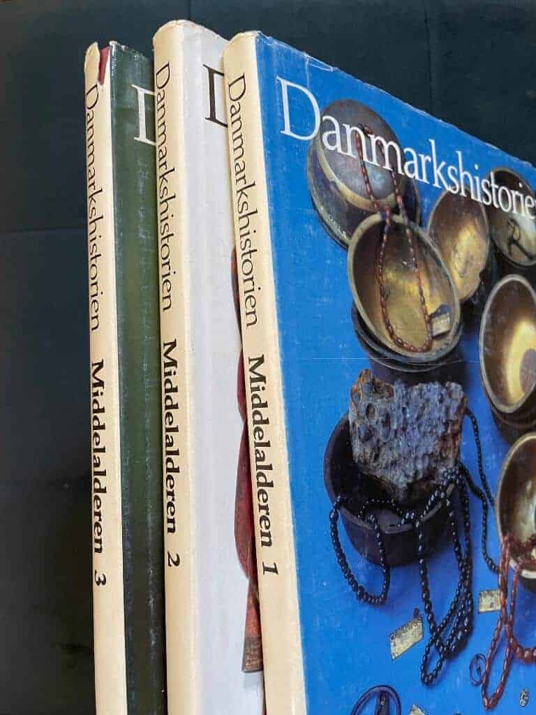 Liebgott, Niels-Knud ; : Danmarkshistorien. Middelalderen 1-3