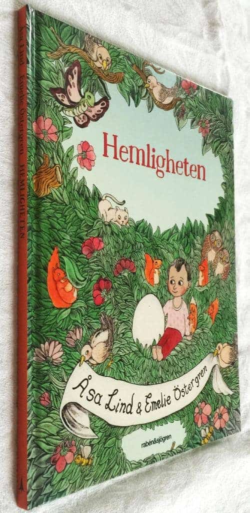 Lind, Åsa ; Östergren, Emelie : Hemligheten