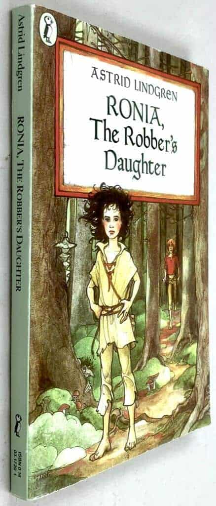 Lindgren, Astrid ; Crampton, Patricia : Ronia - The Robber's Daughter [engelsk text]