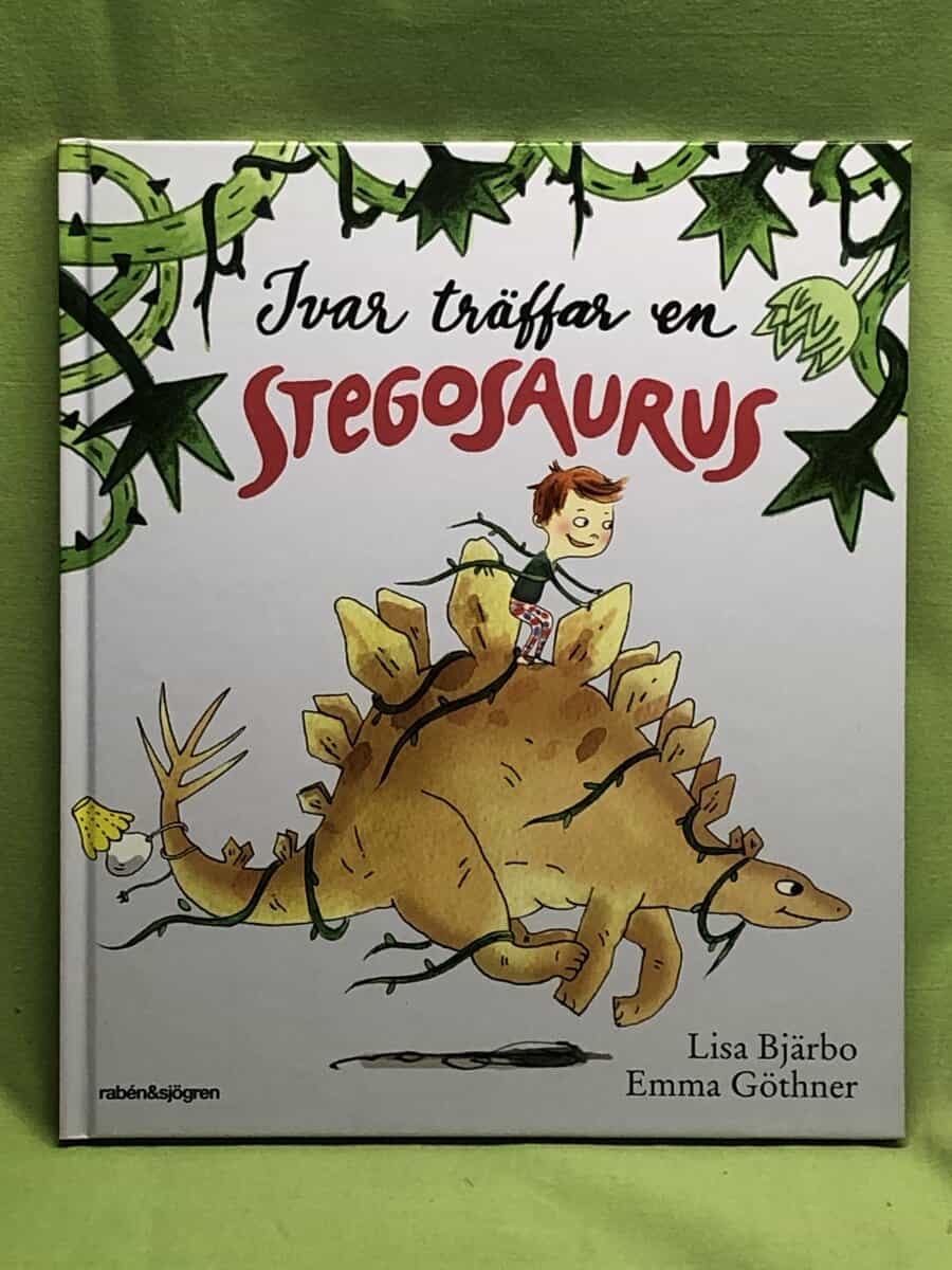 Lisa Bjärbo : Ivar träffar en Stegosaurus