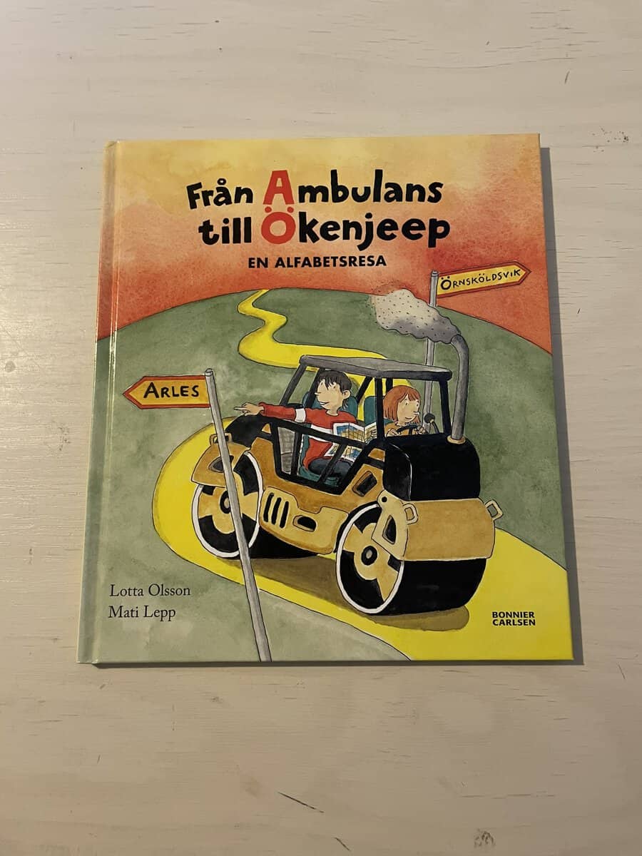 Lotta Olsson : Från ambulans till ökenjeep
