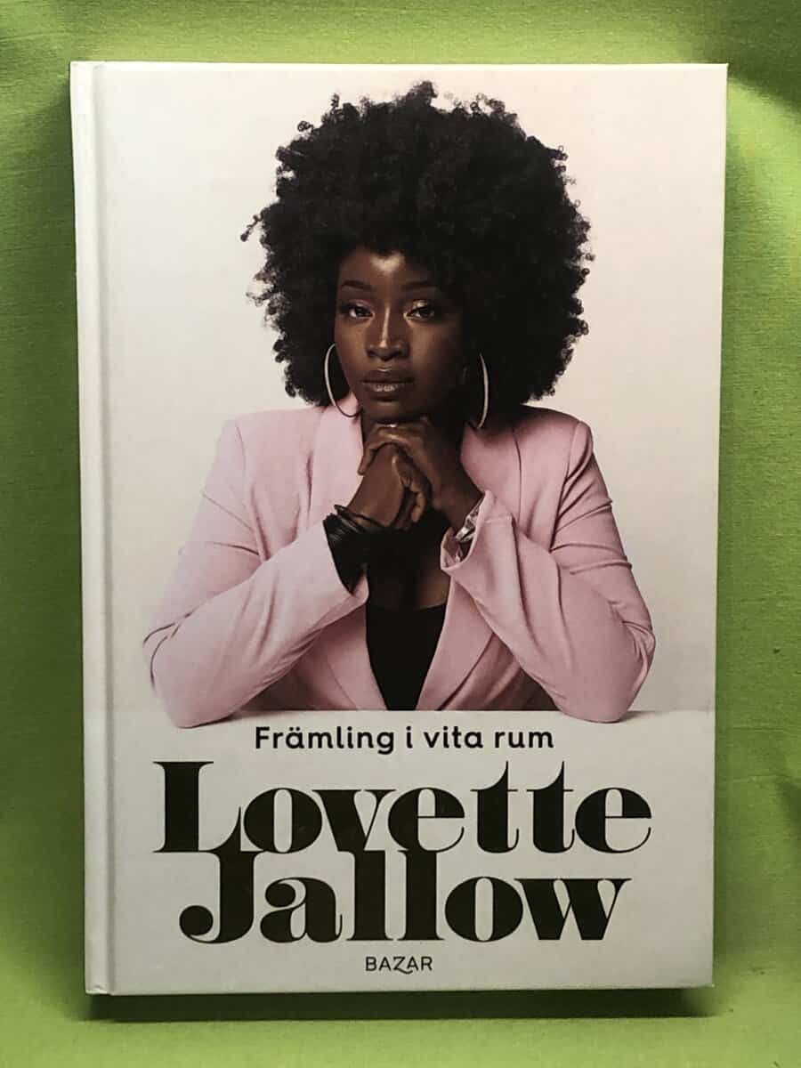 Lovette Jallow : Främling i vita rum