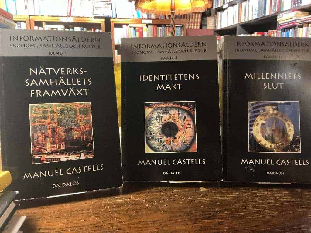 Manuel Castells : Informationsåldern