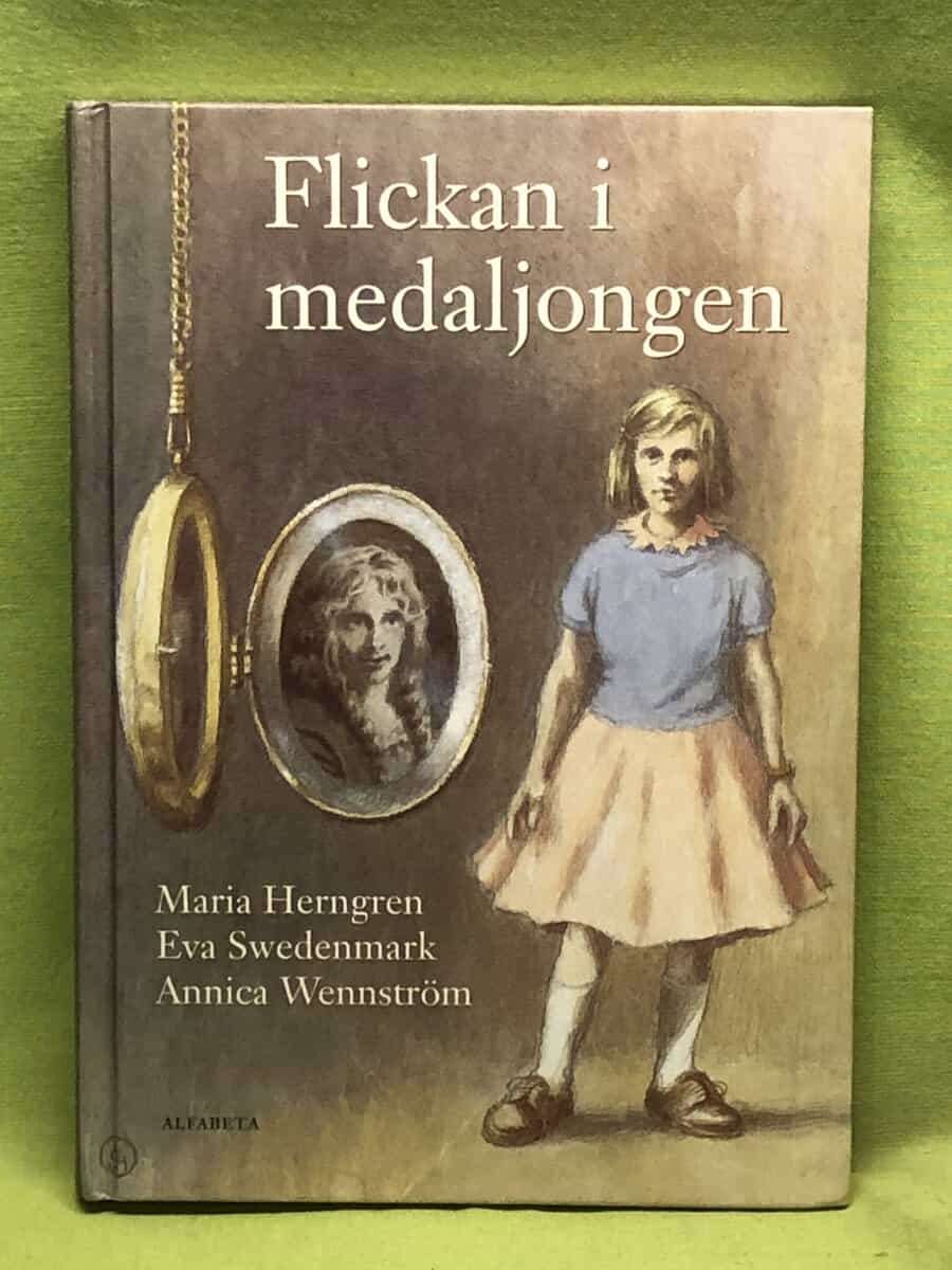 Maria Herngren : Flickan i medaljongen