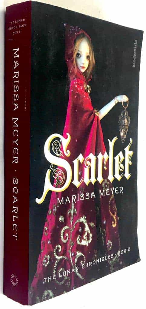 Marissa Meyer : Scarlet - The Lunar Chronicles - Bok 2 [svensk text]