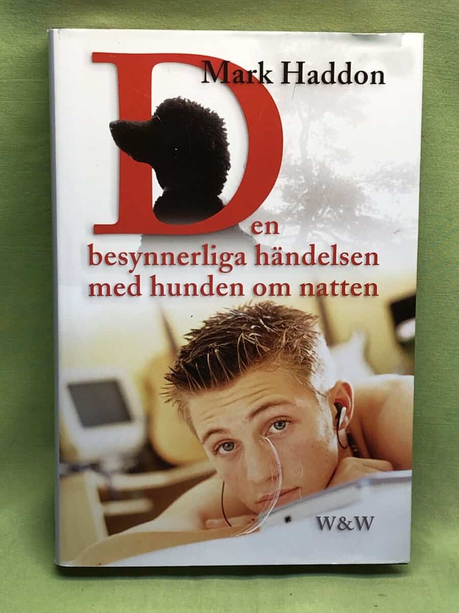 Mark Haddon : Den besynnerliga händelsen med hunden om natten