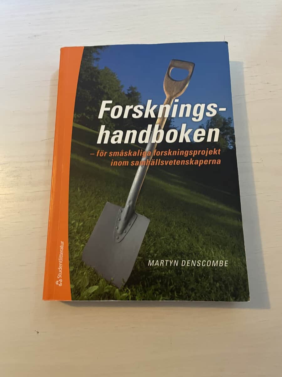 Martyn Denscombe : Forskningshandboken